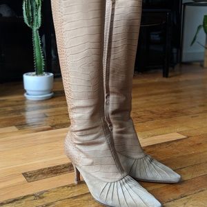 Salvatore Ferragamo vintage boots EUC